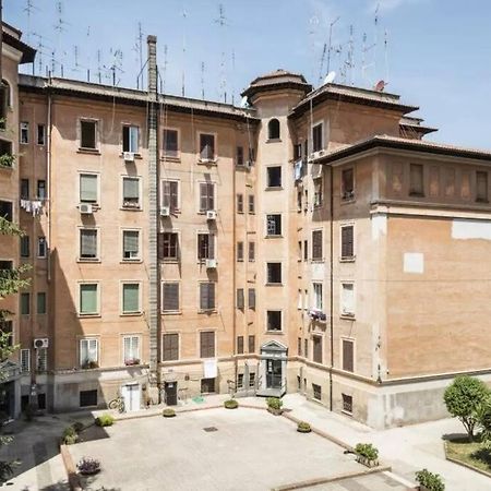 The Market At Trastevere 로마 외부 사진